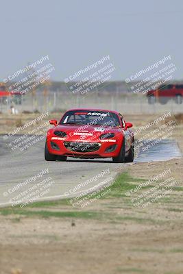 media/Oct-25-2025-CalClub SCCA (Sat) [[34c778dfbe]]/Group 2/Qualifying/